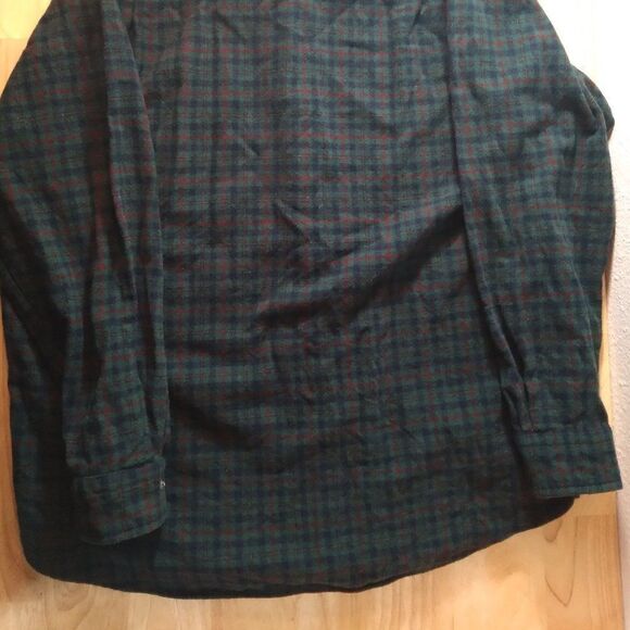 Vintage Pendleton Flannel Wool Button Down Shirt - Picture 7 of 7